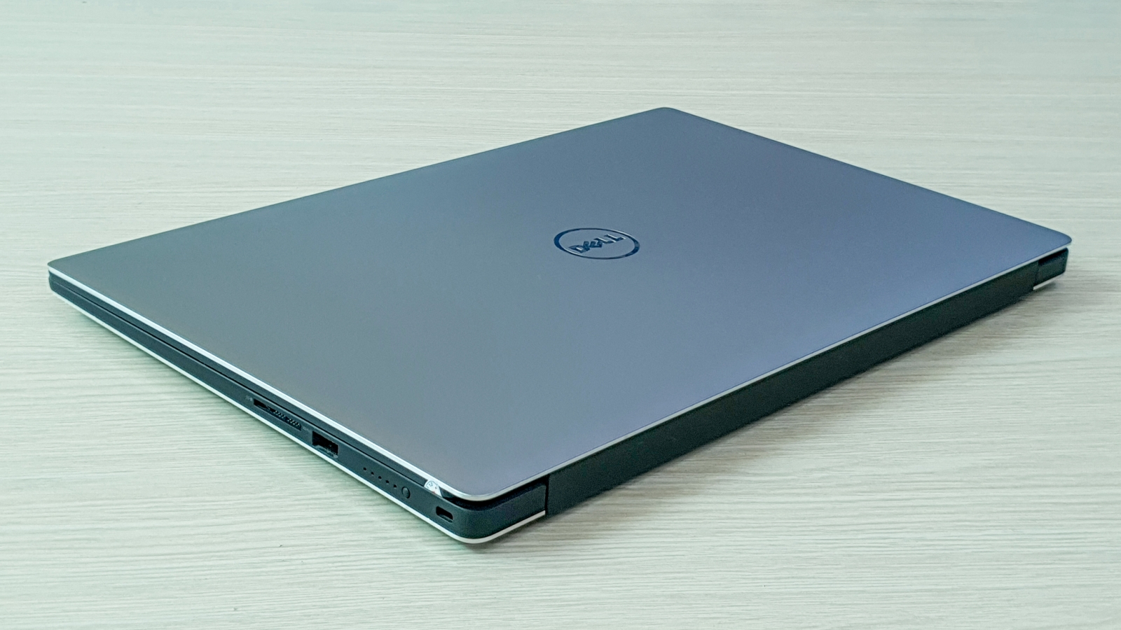 Hình ảnh Dell Precision 5510 i7-6820HQ Ram 16GB SSD 512GB VGA rời NVIDIA Quadro M1000m Màn hình 15.6 Inch FHD